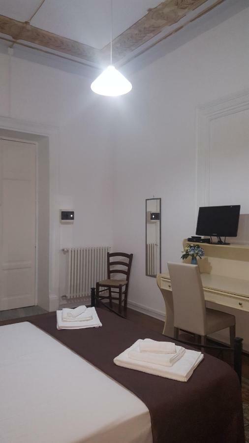 Bed and Breakfast Rest And Go à Palerme Extérieur photo