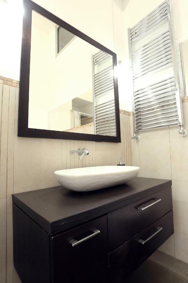 Bed and Breakfast Rest And Go à Palerme Extérieur photo