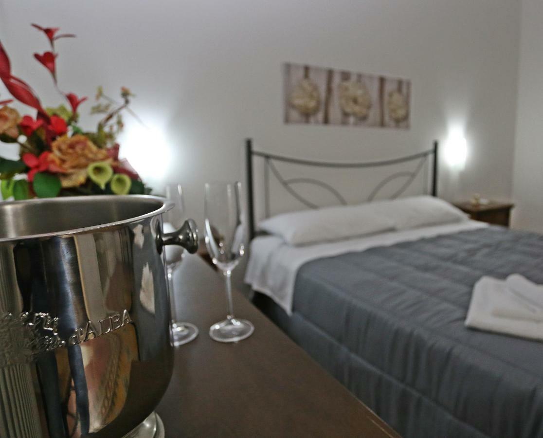 Bed and Breakfast Rest And Go à Palerme Extérieur photo
