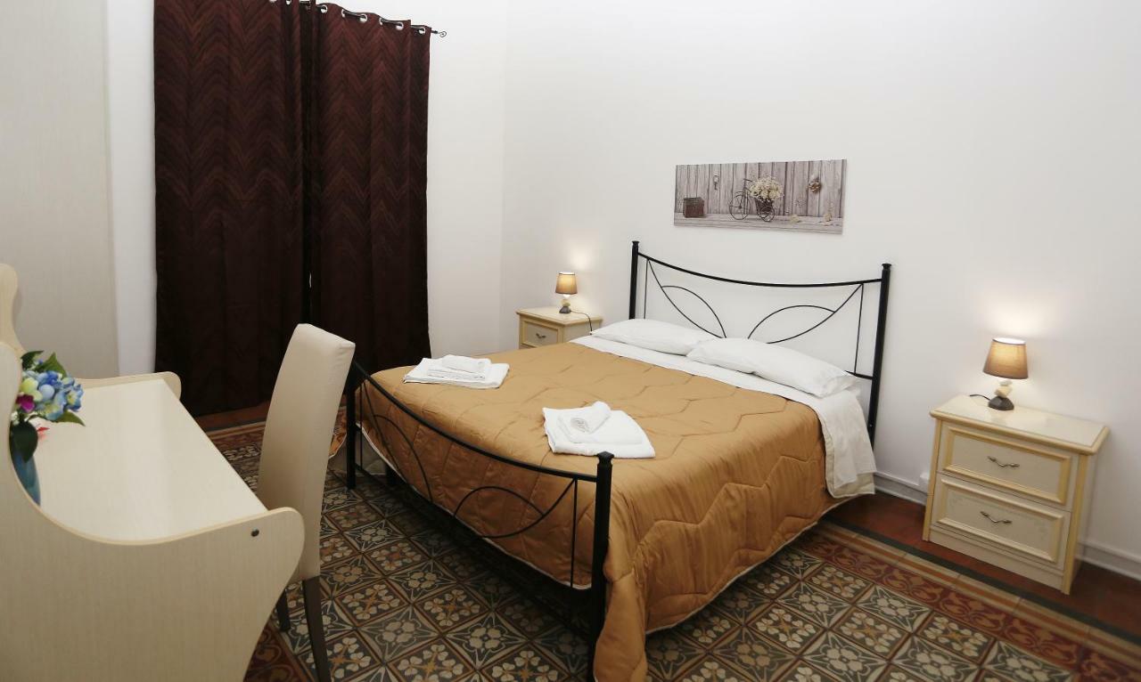 Bed and Breakfast Rest And Go à Palerme Extérieur photo