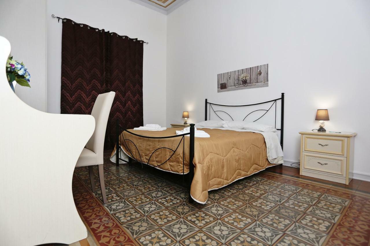 Bed and Breakfast Rest And Go à Palerme Extérieur photo