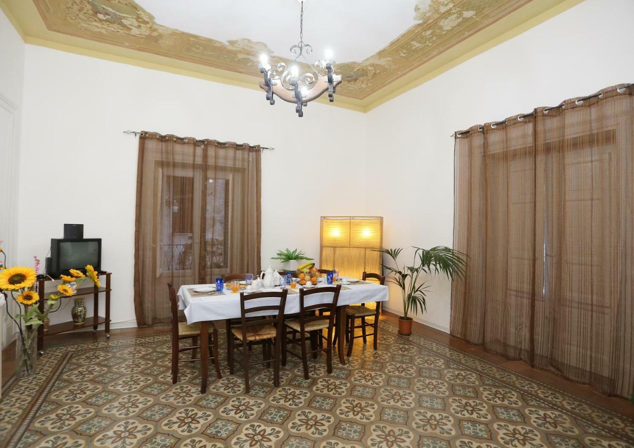Bed and Breakfast Rest And Go à Palerme Extérieur photo